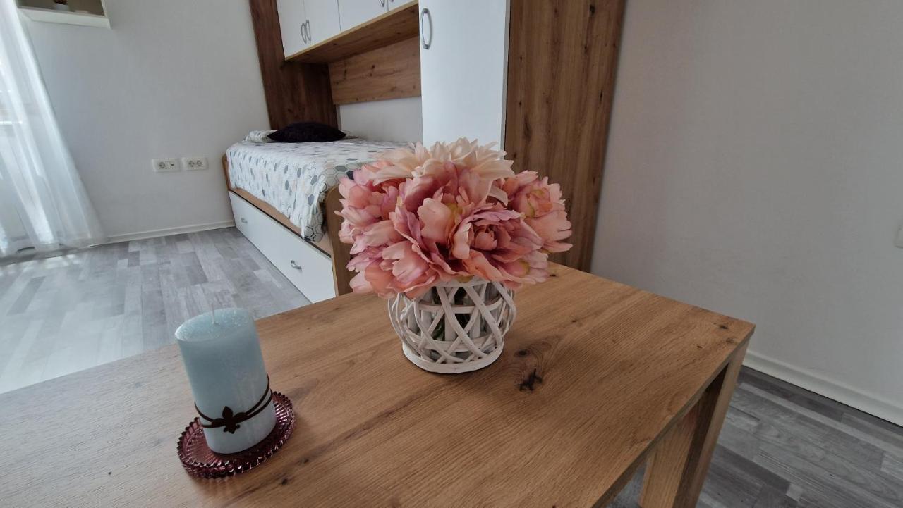 Sun Kissed Apartment โคเปร์ ภายนอก รูปภาพ